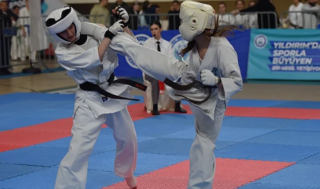 Bursa Yıldırım'da karate rüzgarı