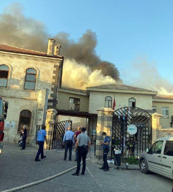 Son dakika haberi... Gaziantep'te özel hastanede yangın ...